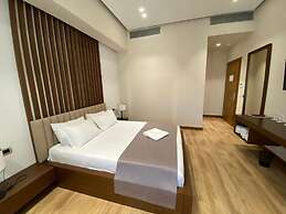 Portik Hotel
