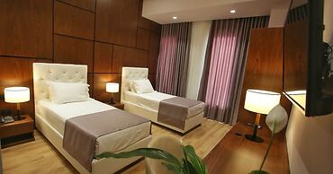 Portik Hotel