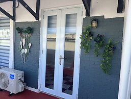 310Guest-House LaVida