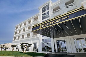 Adamas Resort & Hotel