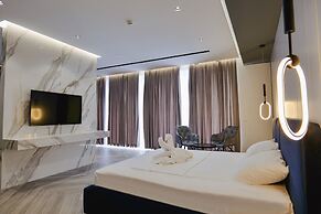Adamas Resort & Hotel