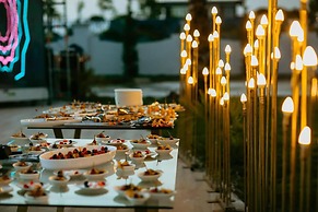 Adamas Resort & Hotel