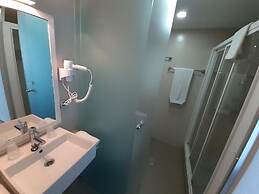 Hotel Alboran