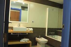 Hotel Alboran