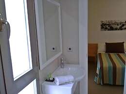 Hotel Alboran