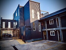 HOTEL MACKENNA