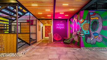 Barrio Downtown Mexico City Hostel