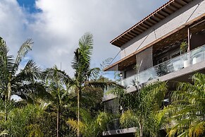 Tau House
