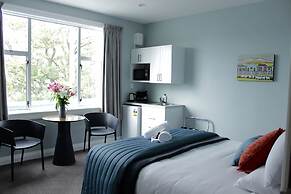 The Amberley Hotel