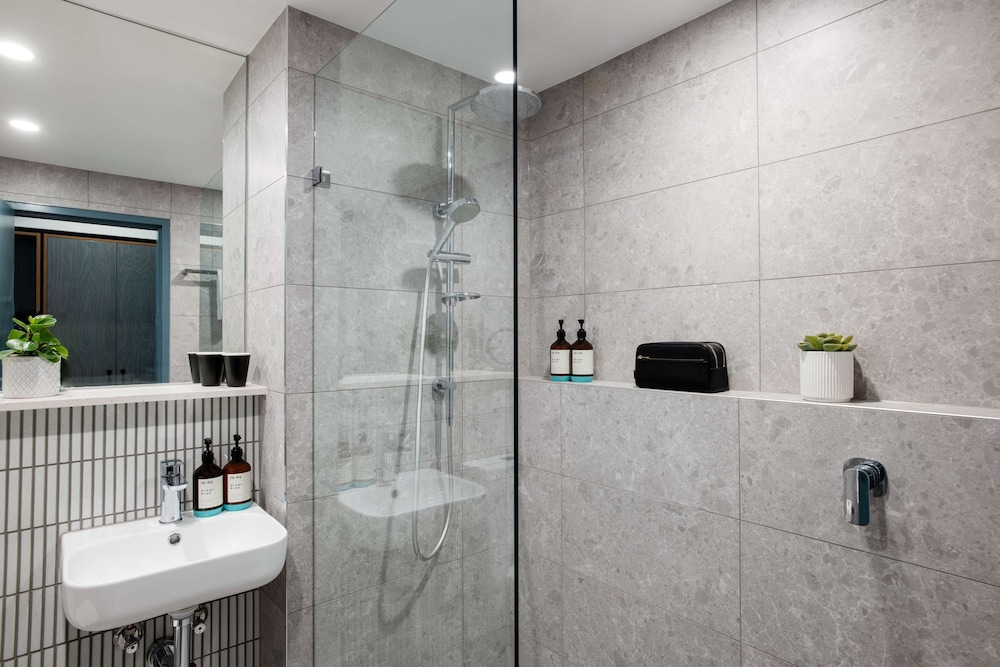 Hotel Alba Adelaide
