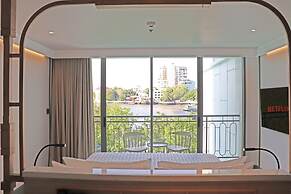 The Quarter Chaophraya by UHG