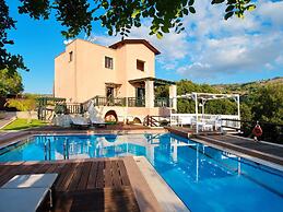 Villa Amvrosia in Armeni