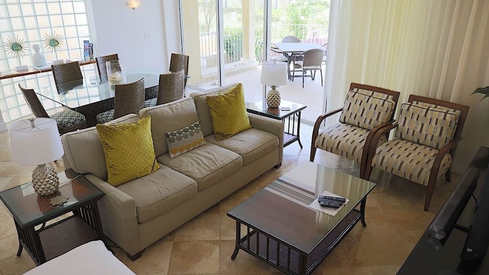 Villa Renaissance Grace Bay