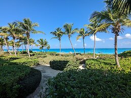 Villa Renaissance Grace Bay