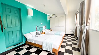 Puerta Aqua Hostel