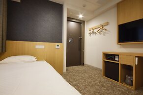 Plum Hotel