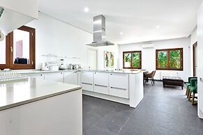 Sotogrande White House Villa