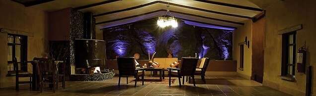 Hotel Mallku Cueva