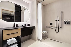 Canopy By Hilton Toronto Yorkville