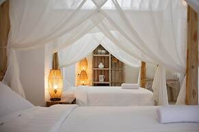 Hot Stone Club Ubud