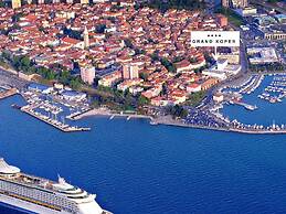 Grand Koper