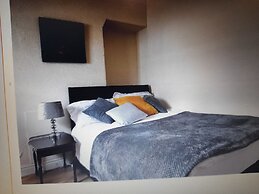 Immaculate 3-bed House in Middlesbrough With Wifi