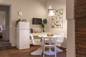 Casa Dora by Mmega