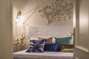 Casa Dora by Mmega