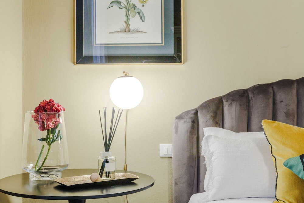 Vissi D Arte an Apartment With Garden