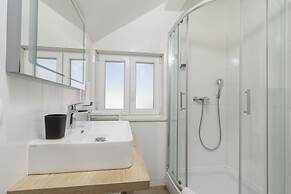 Villa White