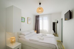 Villa White