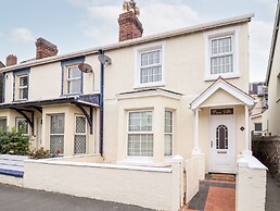 Owen Villa