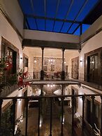 Milo Collection Hotel