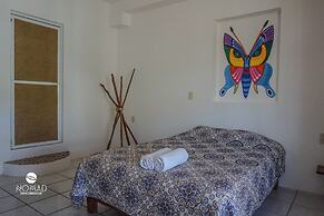 Nomad Beach House - Hostel