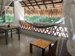 Nomad Beach House - Hostel