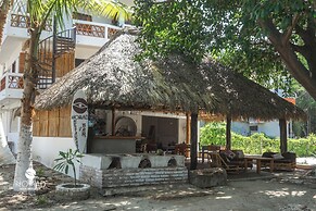 Nomad Beach House - Hostel