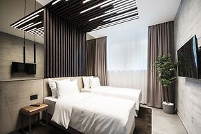 The Location Hotel