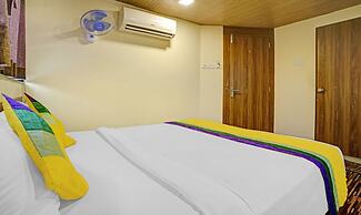 New Harshita inn By Glitz Hotel