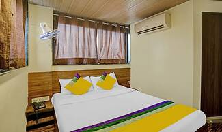 New Harshita inn By Glitz Hotel