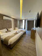 Alena Hotel