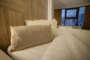 Alena Hotel