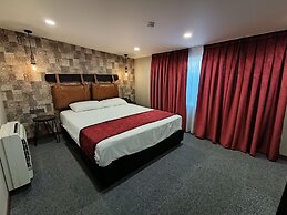 TownHouse Tbilisi Boutique Hotel