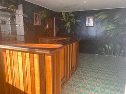 Rum Punch Lodge