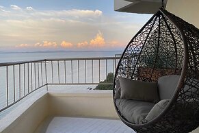 Sea View Paradise