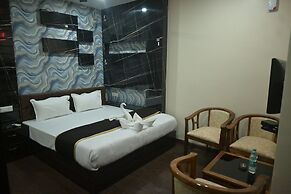 Hotel Maa International