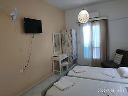 Renia Studios -studio for 2 Pers With a Swimming Pool