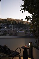 Athens Woo Suites