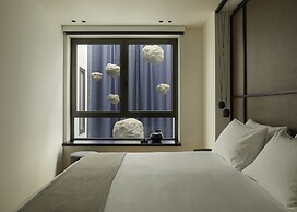 Athens Woo Suites