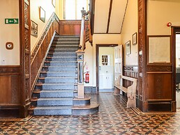 Nethercott House