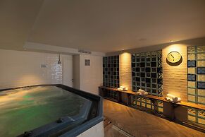 Comfort Hotel and Spa - Adults Only
